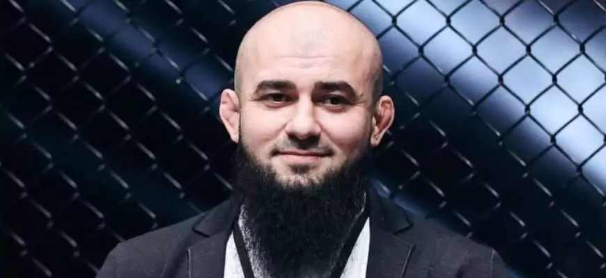 Асланбек Бадаев оценил шансы Дю Плесси победить Хамзата Чимаева