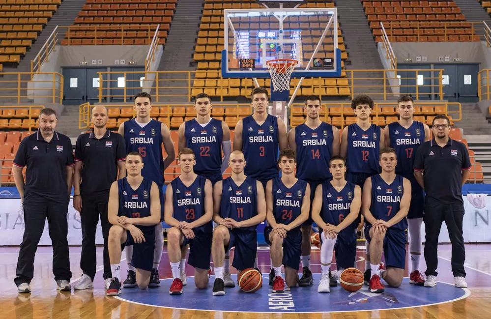 Сербия и Аргентина встретились на баскетбольном Чемпионате мира U19