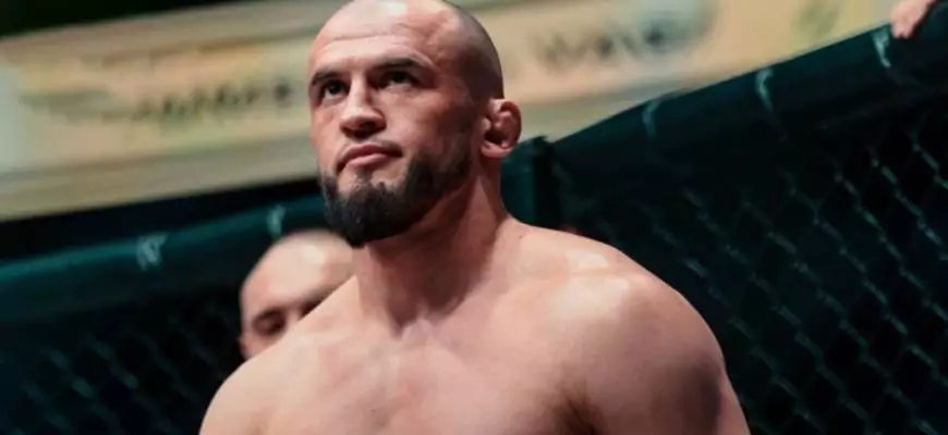 Альберт Туменов удосрочил Винишиуса Круза в главном событии ивента АСА 191