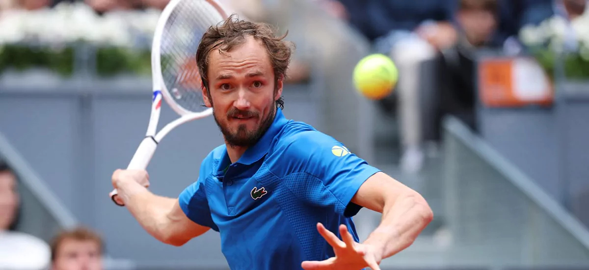 Медведев вошел в ТОР-5 ATP, Джокович вновь вне первой десятки