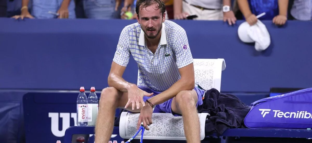 Медведев в 69 раз сыграет в полуфинале турнира ATP