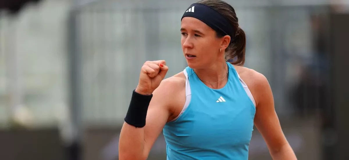 Бартунькова выиграла Мухову и вышла в полуфинал турнира в Пекине